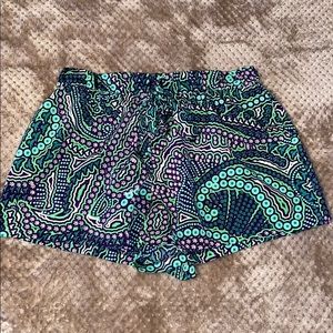 Romeo & Juliet printed shorts